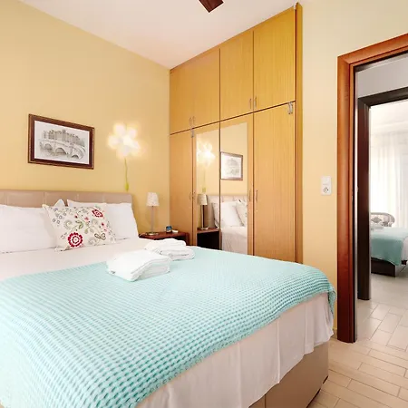 Meli-anas House 아파트 Nea Iraklitsa